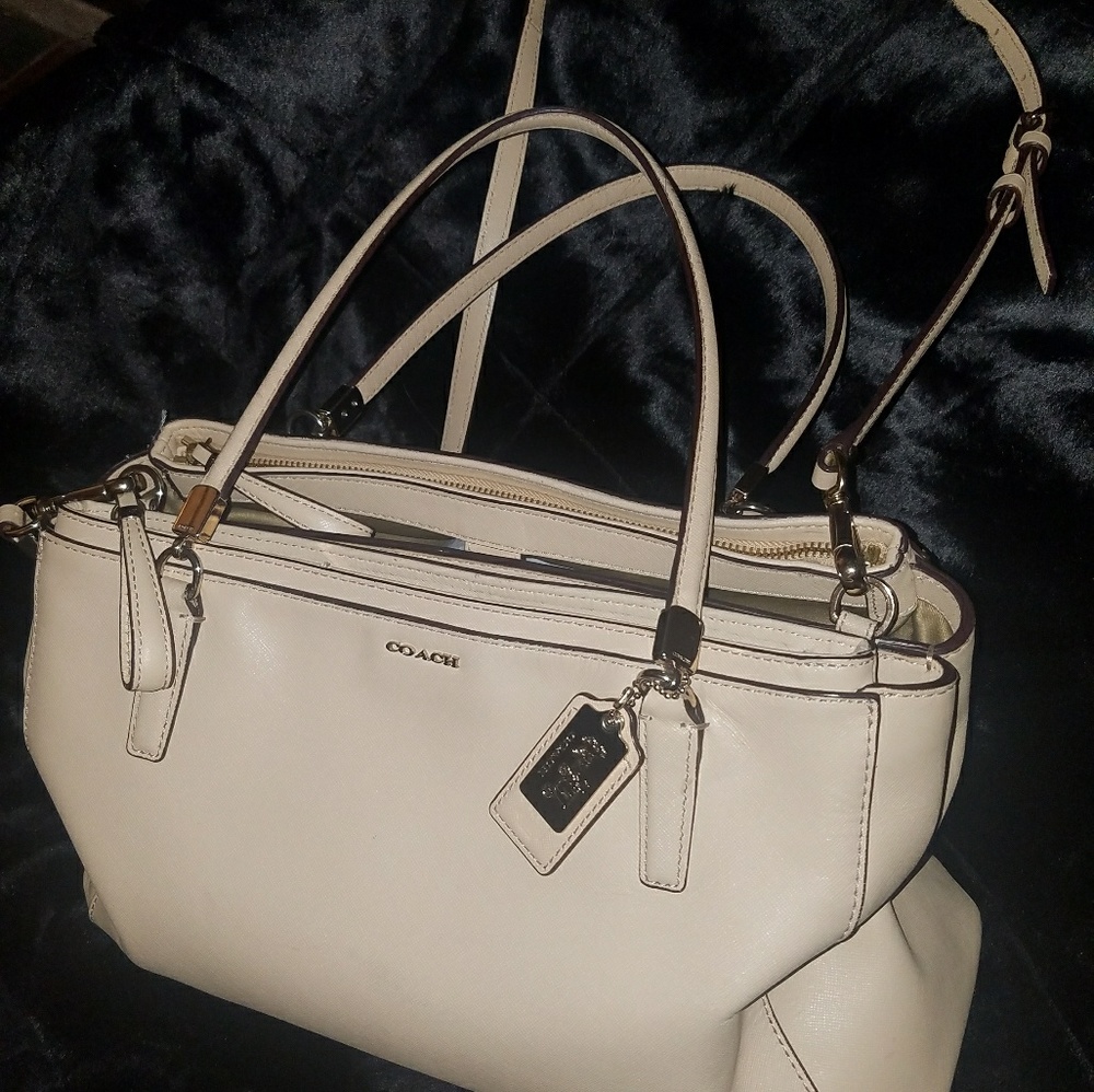Authentic Coach leather handbag blush beige